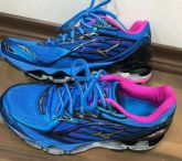 MIZUNO PROPHECY 6 AZUL / ROSA DE R$ 799,00 POR